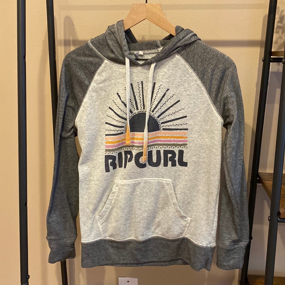 Rip Curl size M grey branded sweatshirt